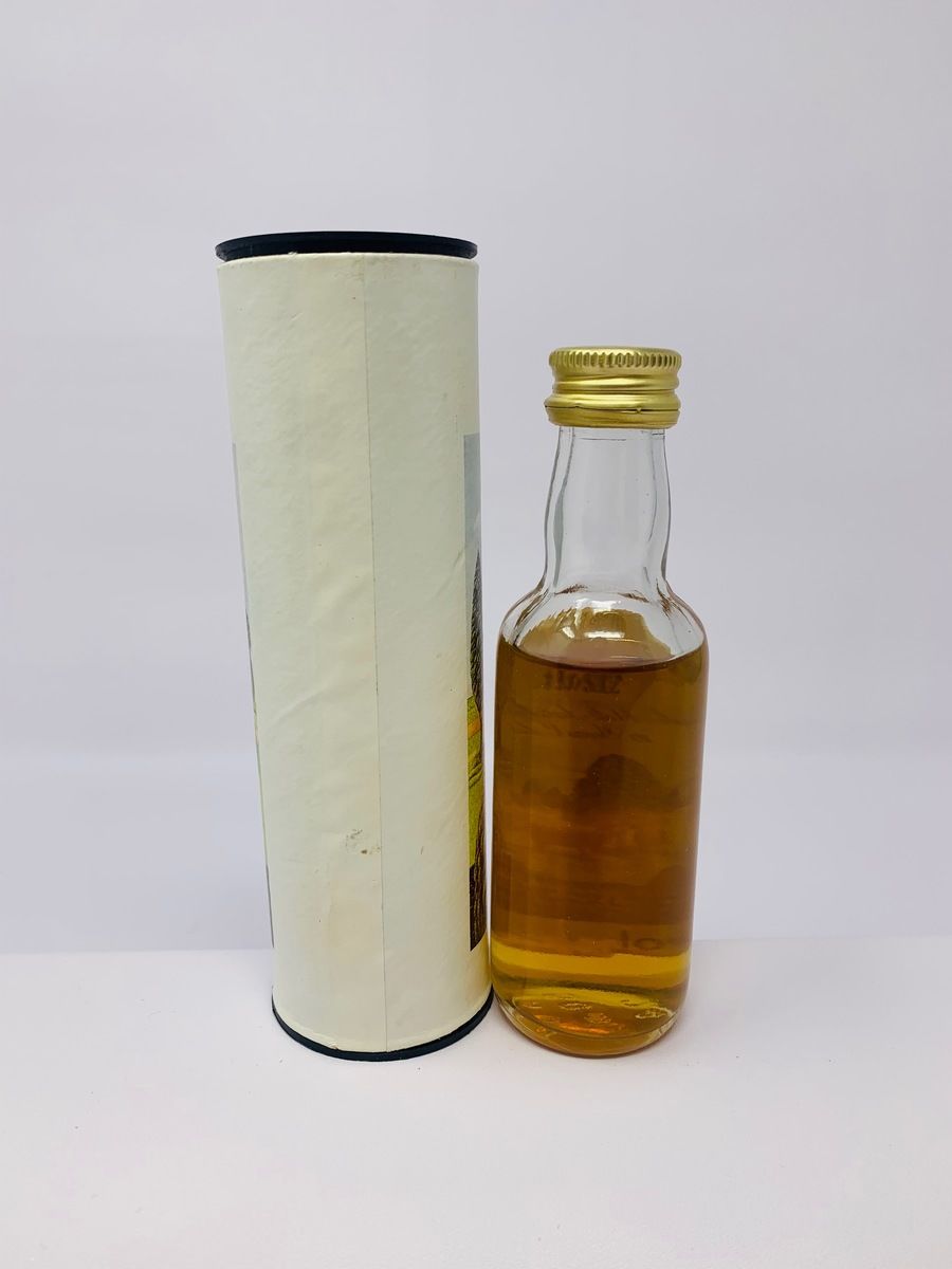 BOWMORE 10 YEAR OLD PRESTONFIELD HOUSE MINIATURE