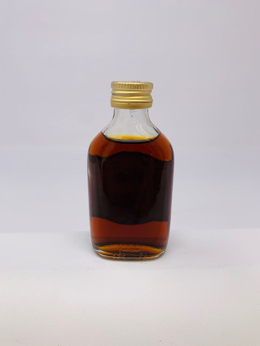WATSONS TRAWLER RUM MINIATURE