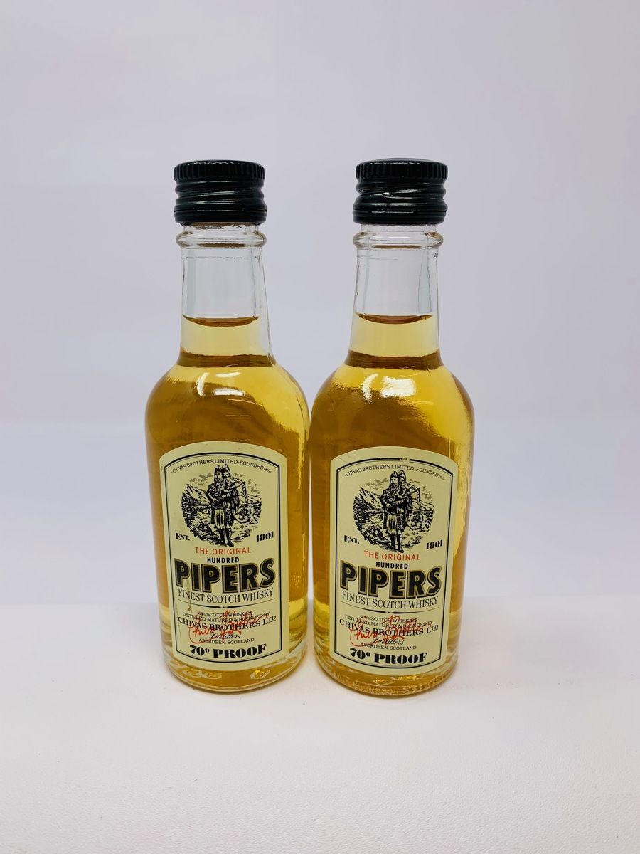HUNDERED PIPERS SCOTCH WHISKY MINIATURES