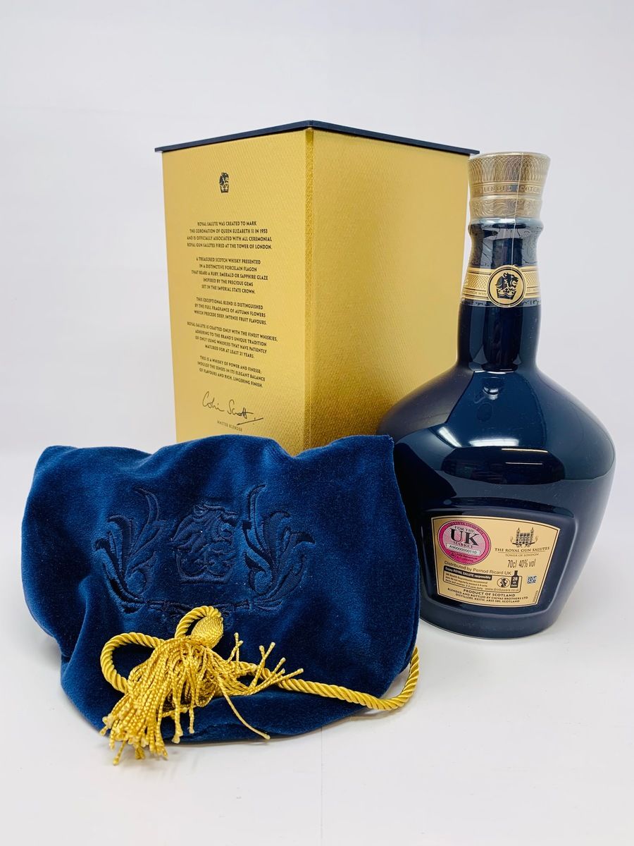 CHIVAS 21 YEAR OLD ROYAL SALUTE SAPPHIRE FLAGON