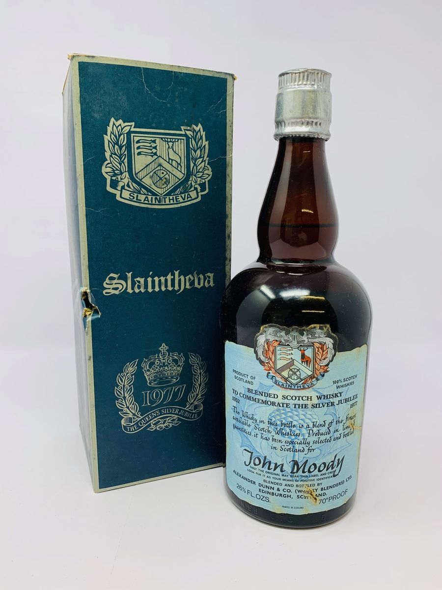 SLAINTHEVA 1970'S SILVER JUBILEE BLENDED SCOTCH WHISKY JOHN MOODY