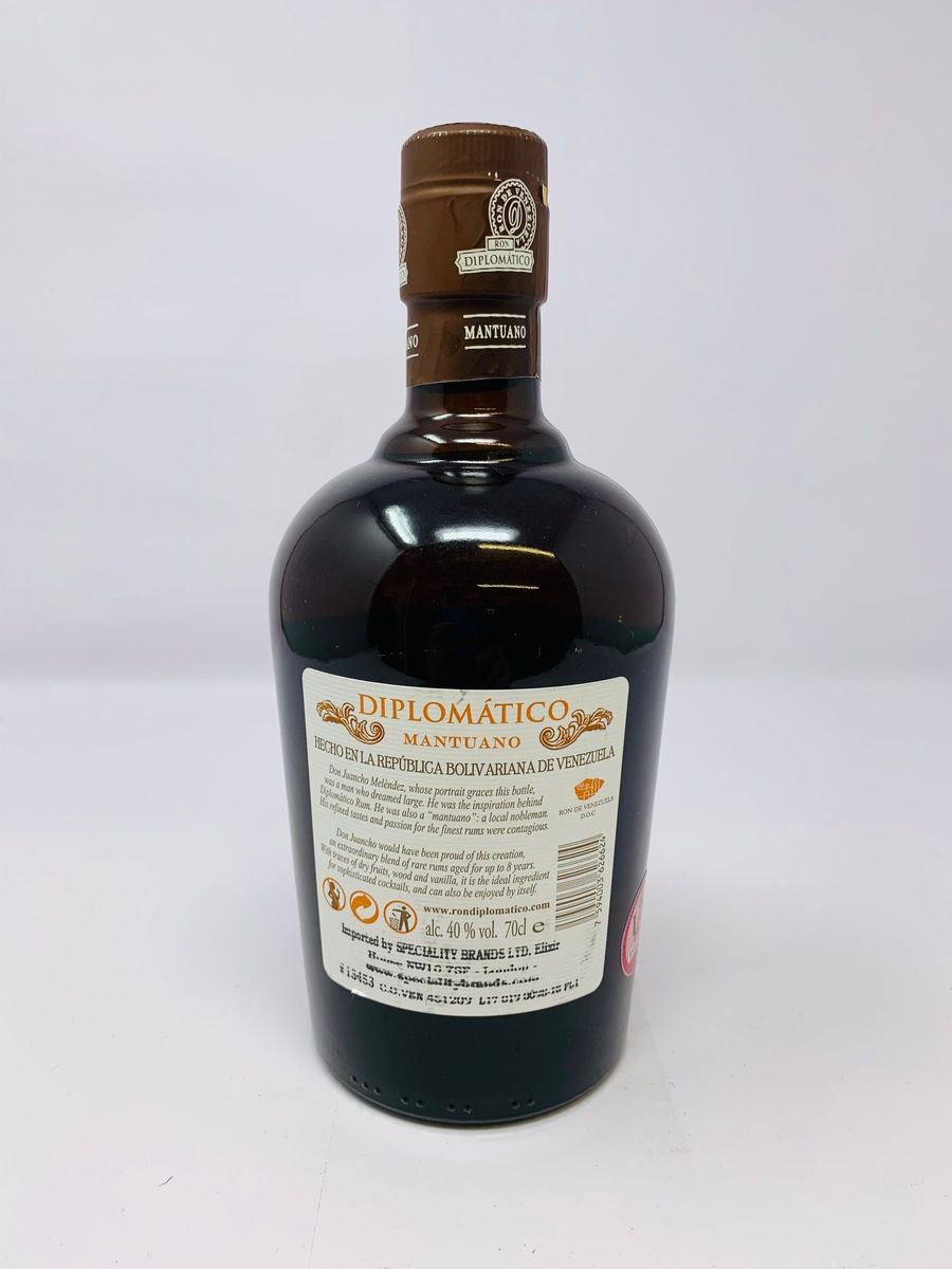 DIPLOMATICO MANTUANO RUM