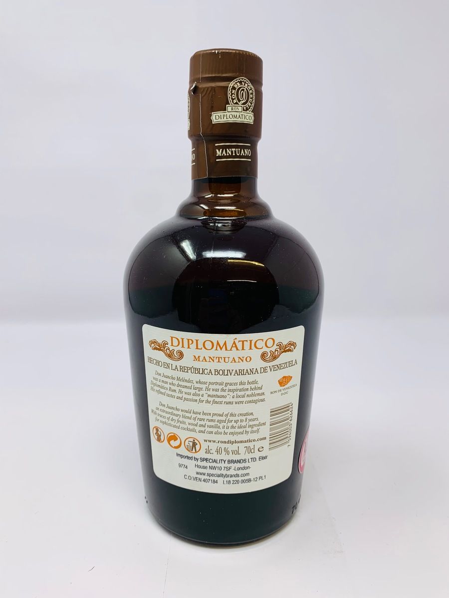 DIPLOMATICO MANTUANO RUM