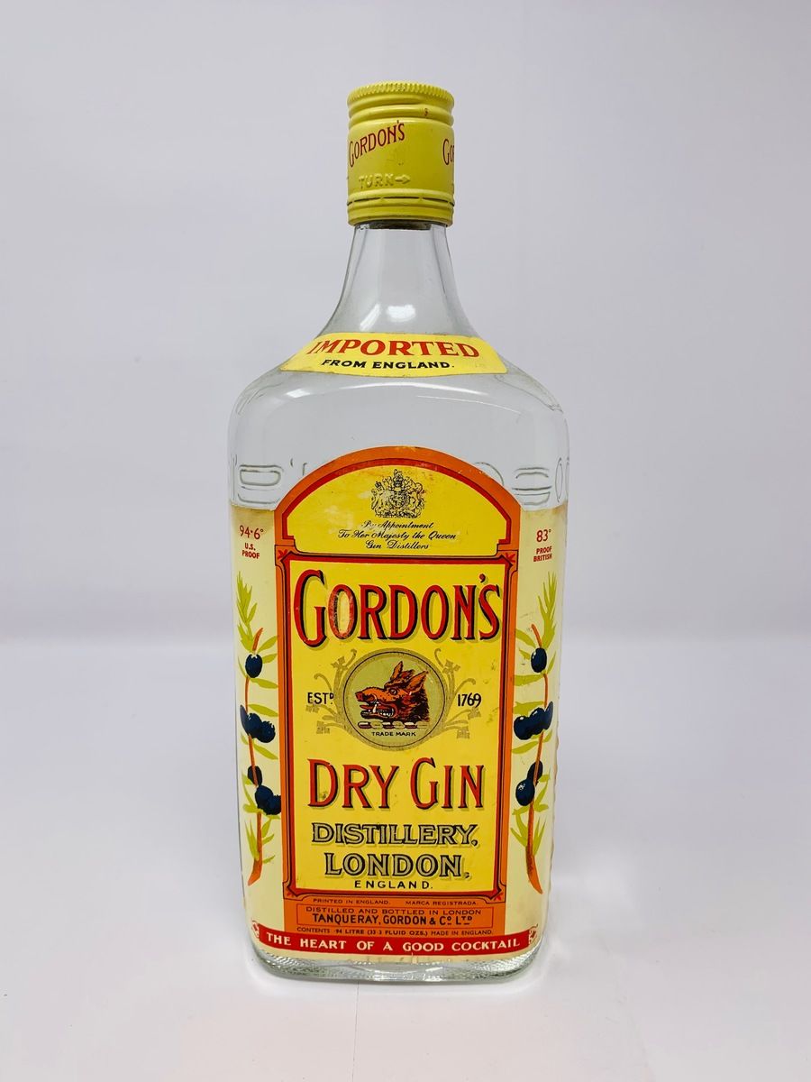 GORDONS DRY LONDON GIN 83 PROOF CIRCA 1960'S US IMPORT