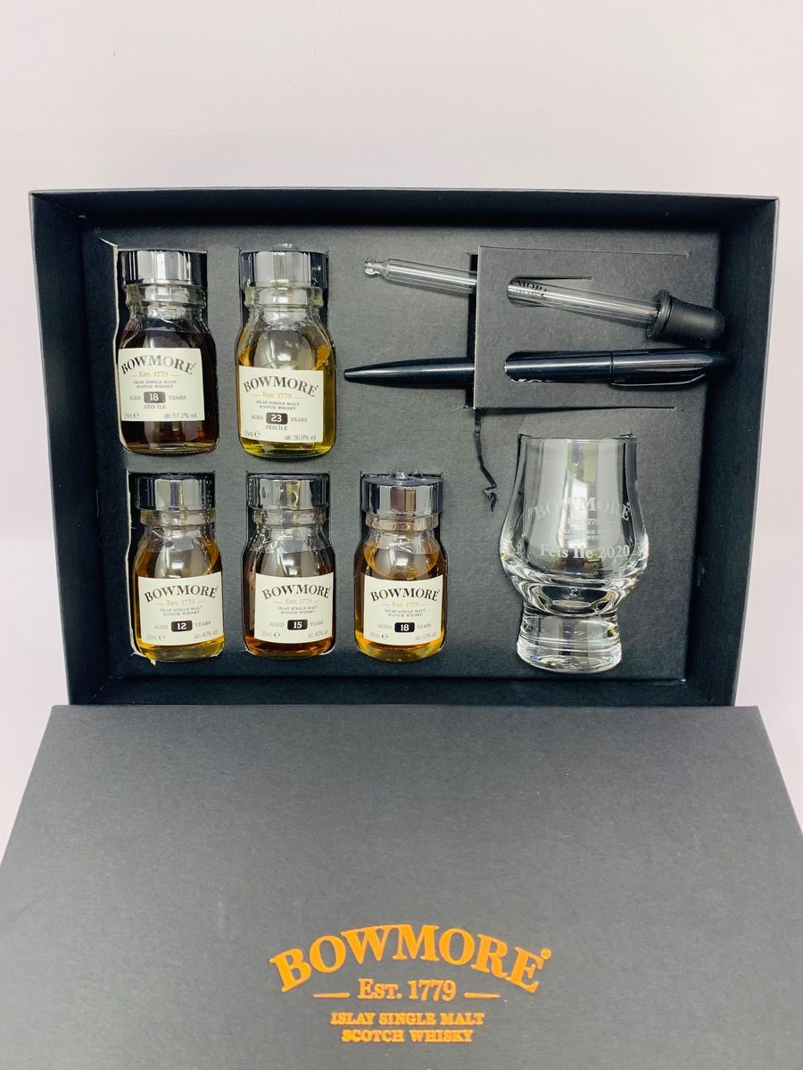 BOWMORE FEIS ILE 2021 TASTING SET, GUIDE & BAG