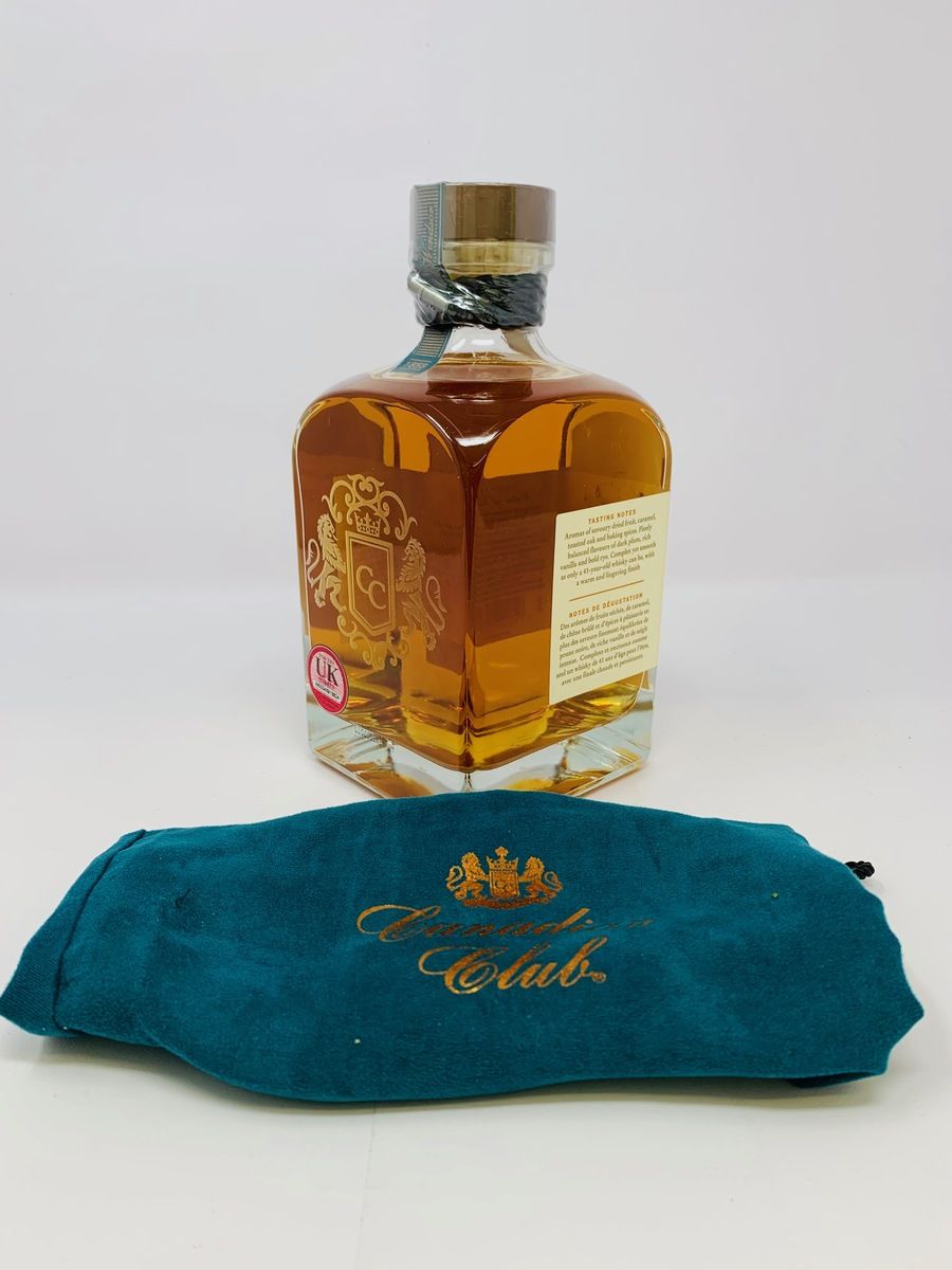 CANADIAN CLUB CHRONICLES 41 YEARS OLD