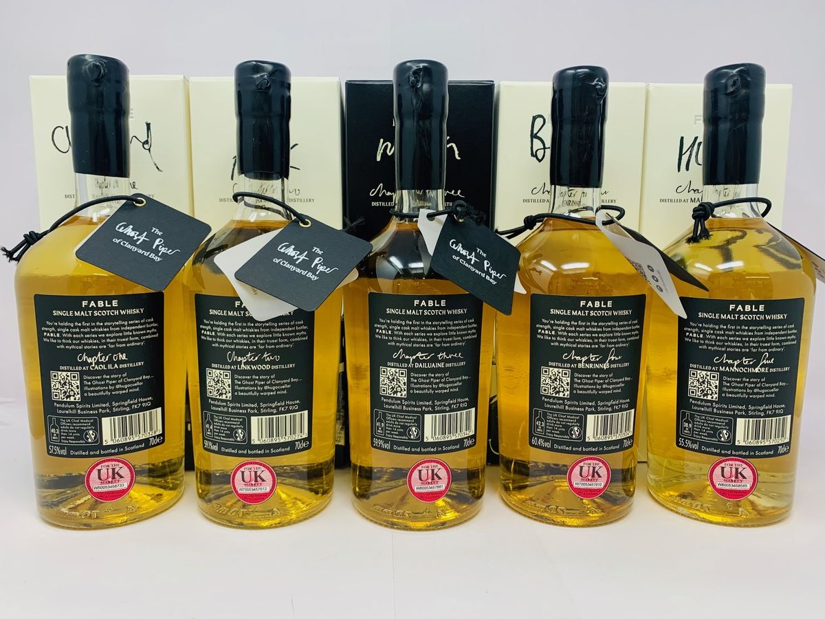 THE GHOST PIPER OF CLANYARD BAY - VOLUME 1 - 5 X 70CL