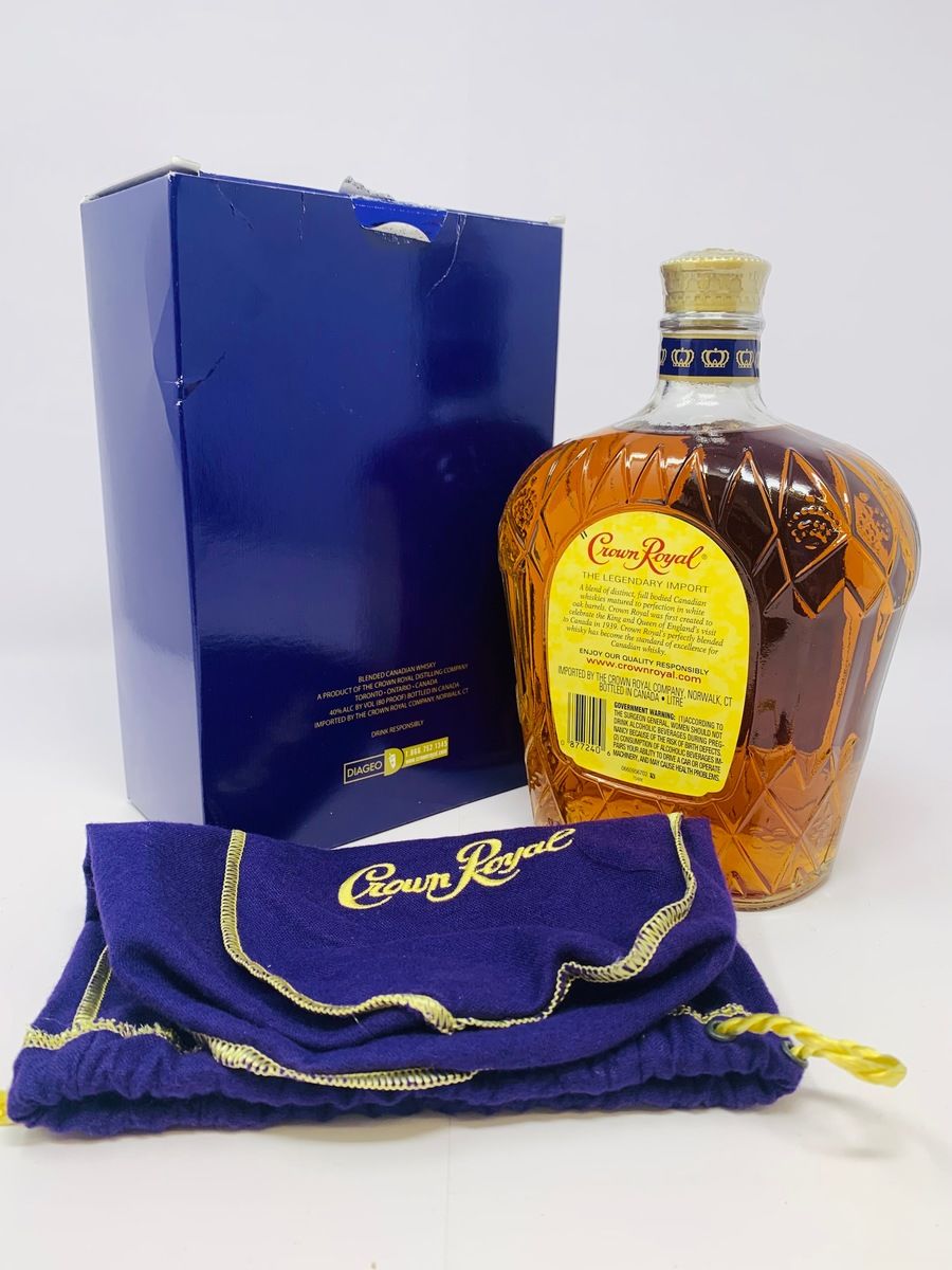 CROWN ROYAL FINE DE LUX BLENDED CANADIAN WHISKY 1 LITRE