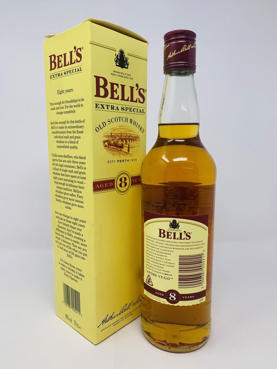 BELLS EXTRA SPECIAL OLD SCOTCH WHISKY 8 YEAR OLD 