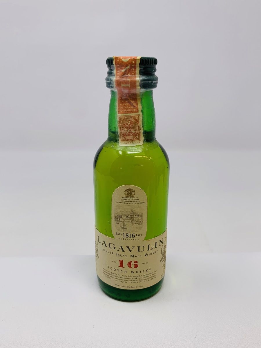 LAGAVULIN 16 YEAR OLD WHITE HORSE MINIATURE