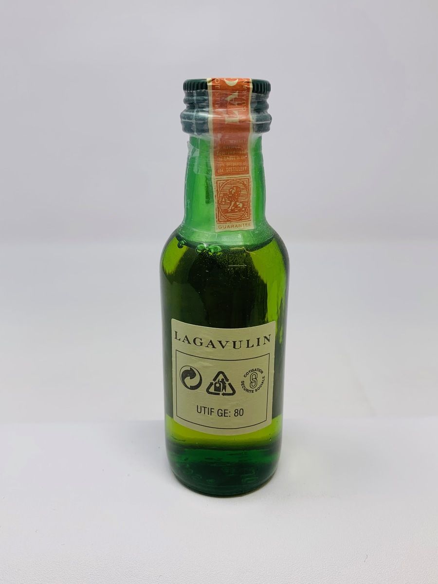 LAGAVULIN 16 YEAR OLD WHITE HORSE MINIATURE