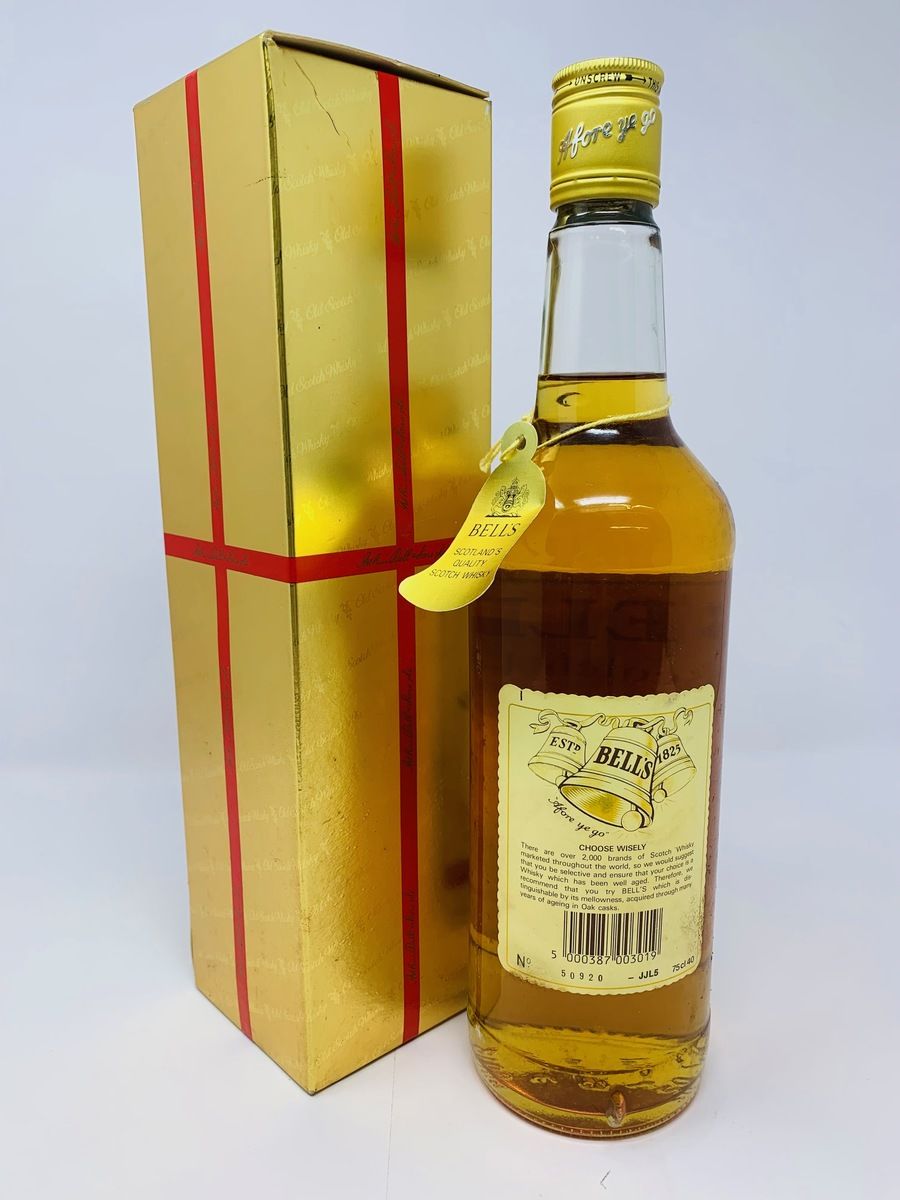 BELLS EXTRA SPECIAL OLD SCOTCH WHISKY 1980'S