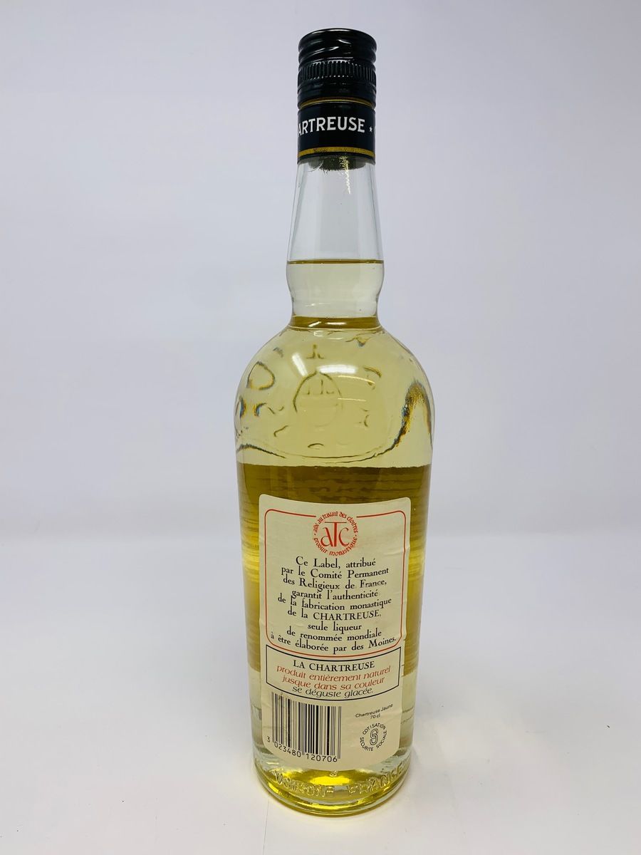 CHARTREUSE VOIRON YELLOW LABEL