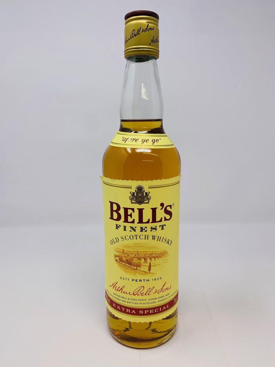 BELLS EXTRA SPECIAL OLD SCOTCH WHISKY 