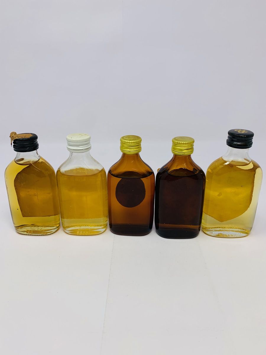 5 X WHISKY MINIATURES (FLATS)