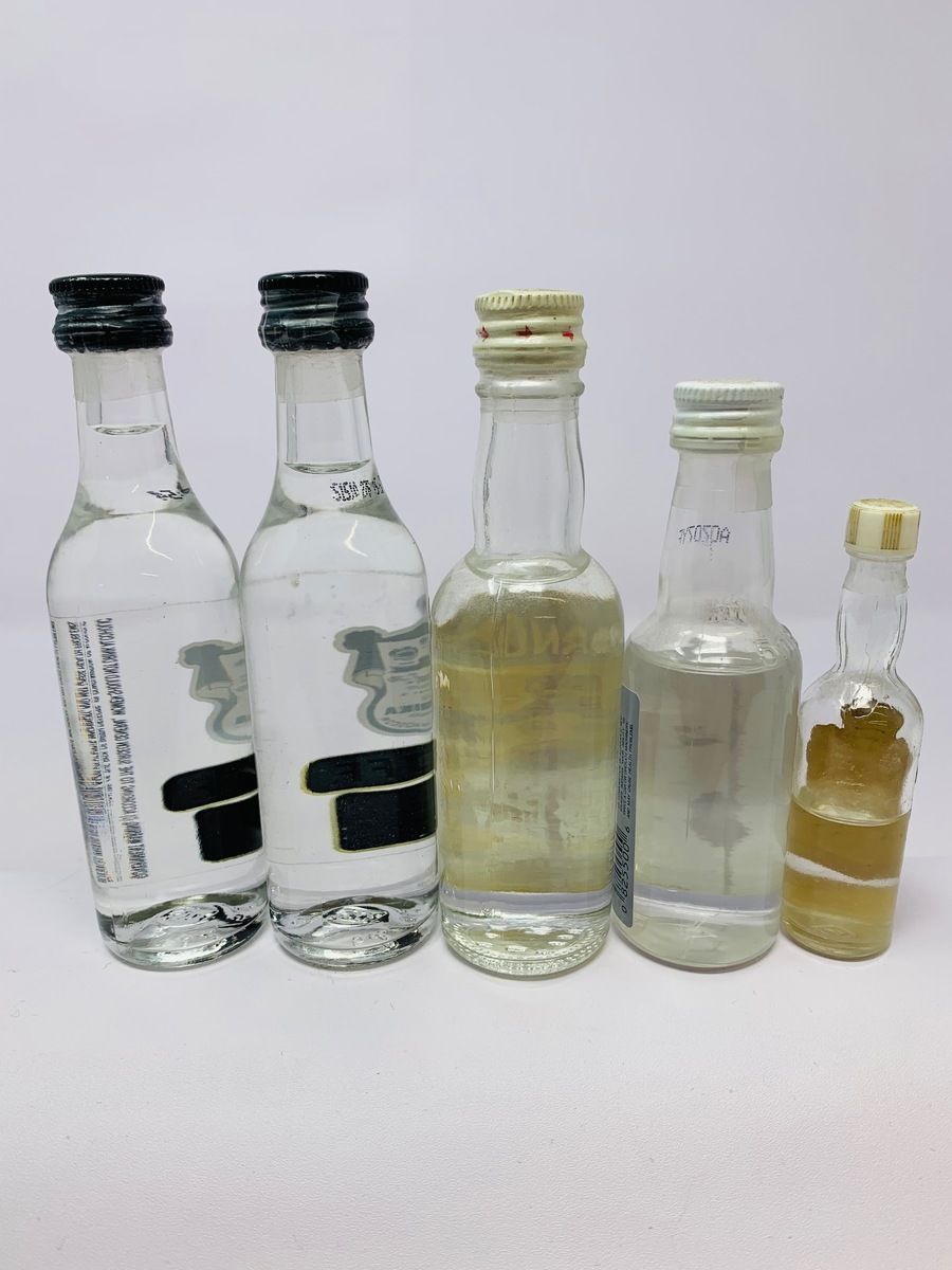 SMIRNOFF VODKA MINIATURES 