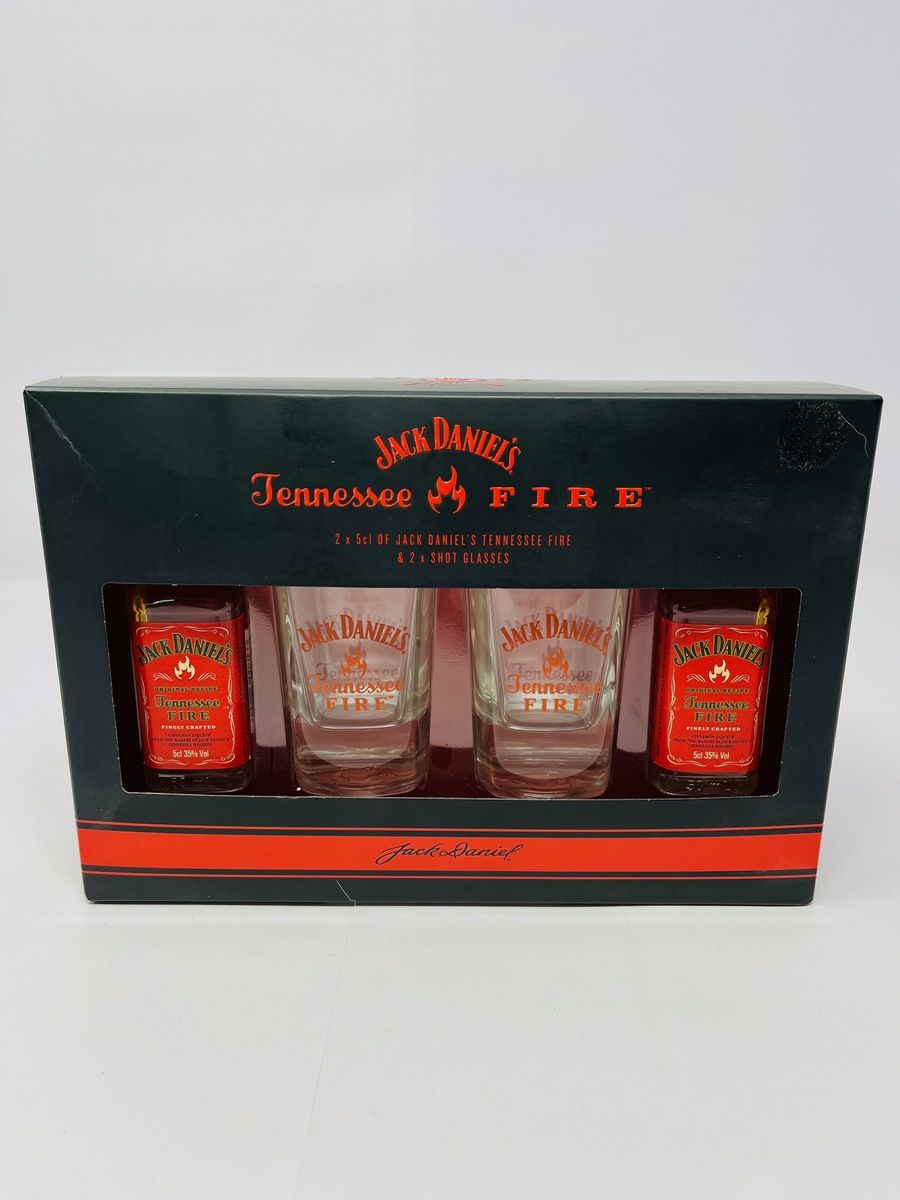 JACK DANIEL'S TENNESSEE FIRE MINIATURE SET AND GLASSES 