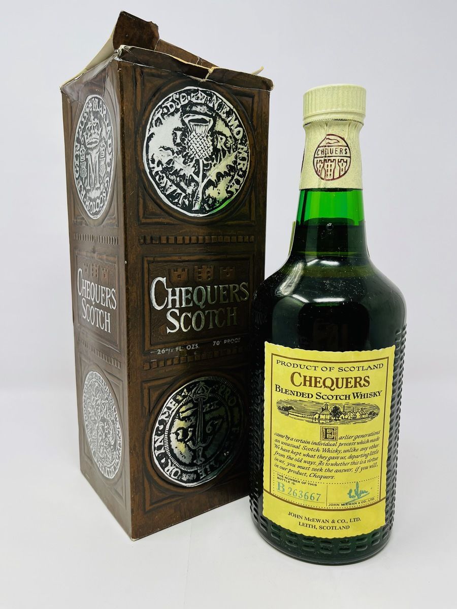 CHEQUERS 1970's DE LUXE BLENDED SCOTCH WHISKY