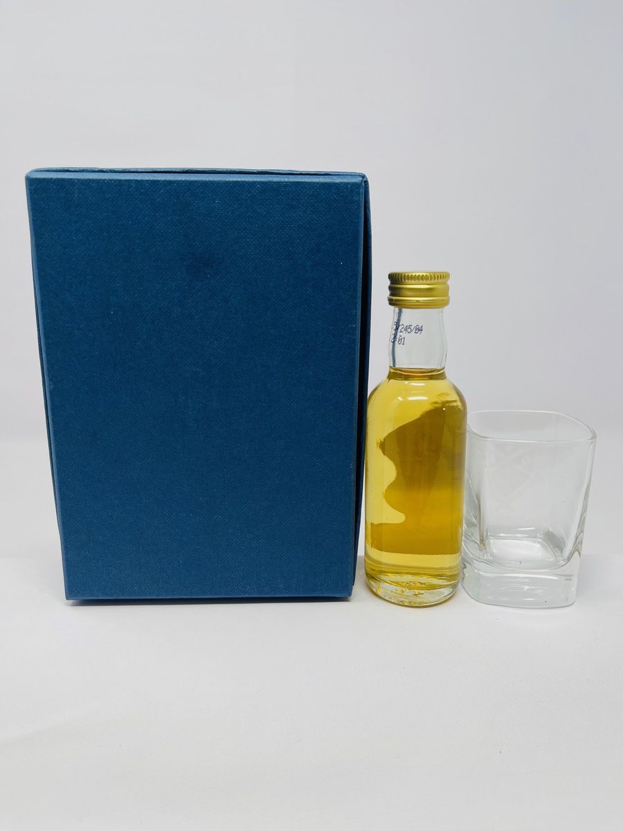 BURNS CRYSTAL GLASS & MINIATURE