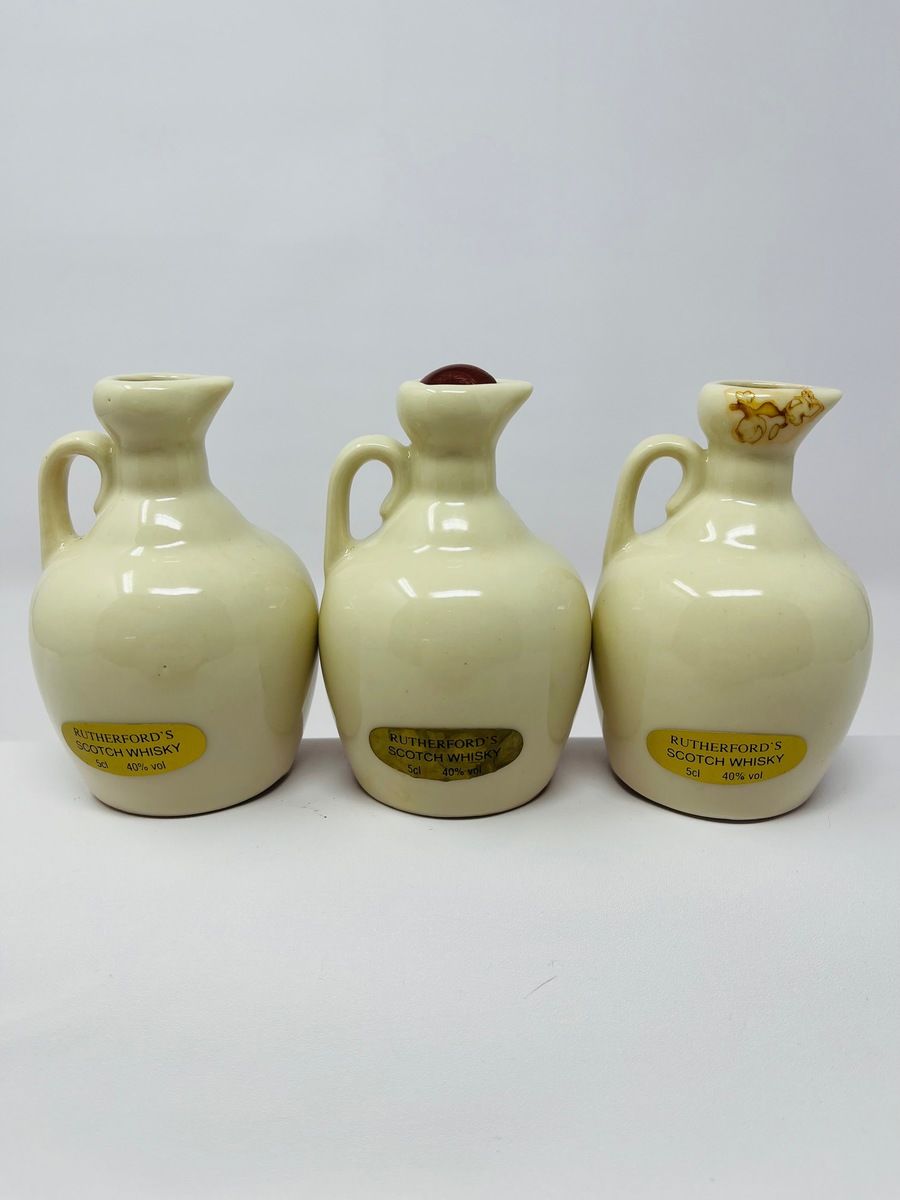 RUTHERFORDS HORSE'S CERAMIC MINIATURES 