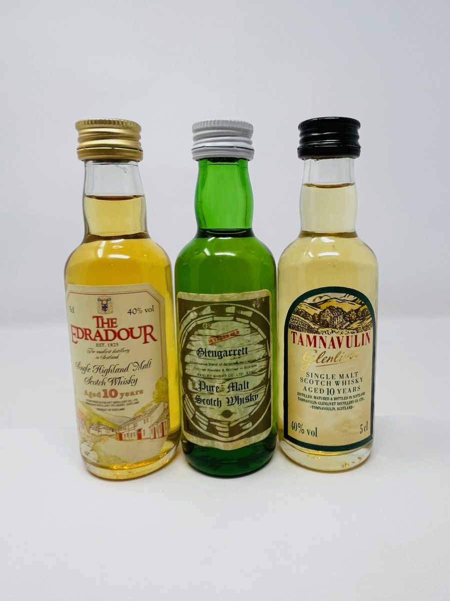 3 X 10 YEAR OLD WHISKY MINIATURES 