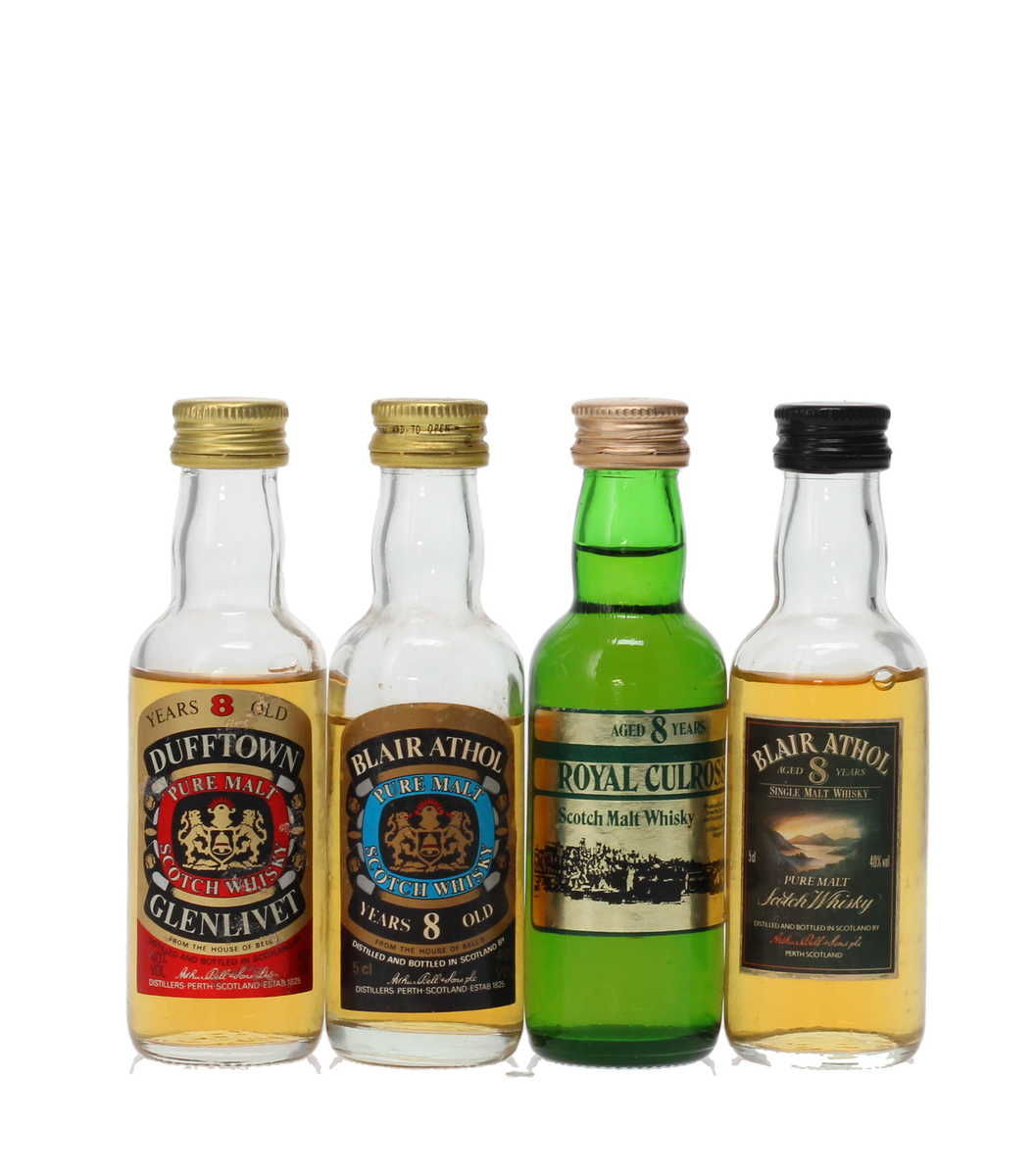 4 X 8 YEAR OLD WHISKY MINIATURES 