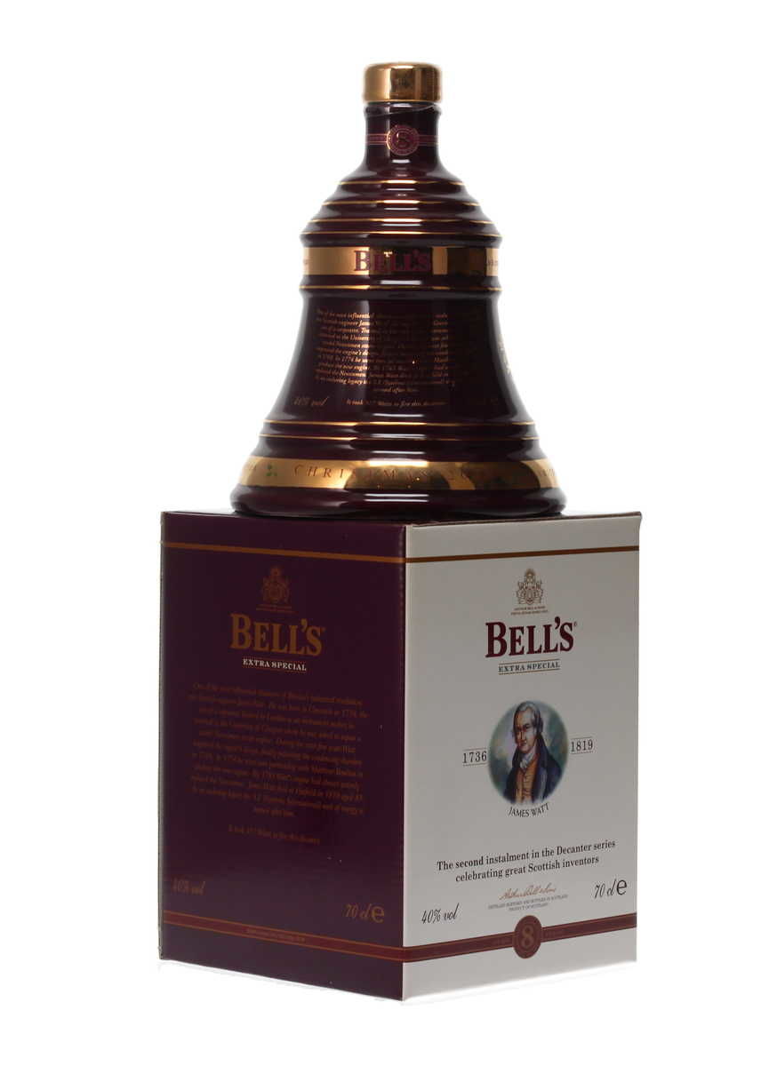 BELLS DECANTER CHRISTMAS 2002