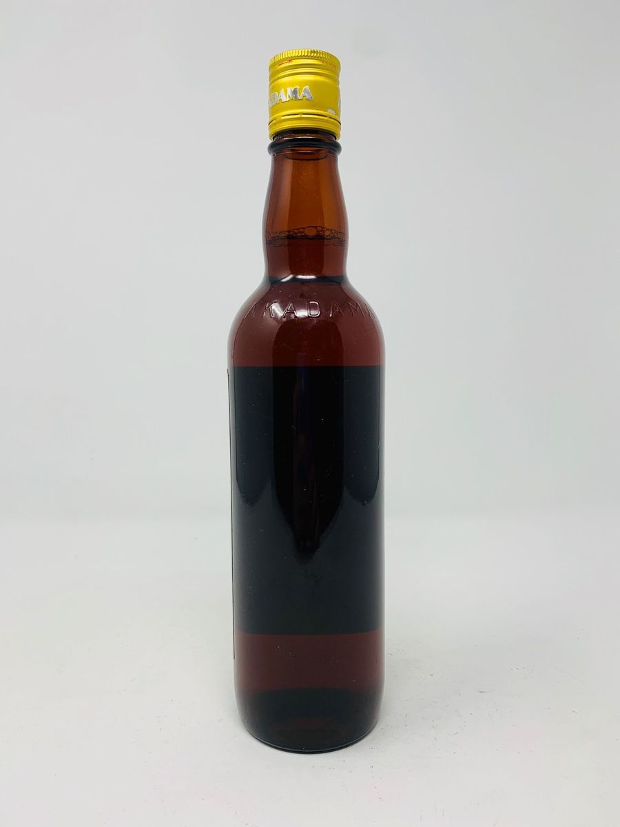 SUNTORYS AKADAMA PLUM LIQUOR 55cl