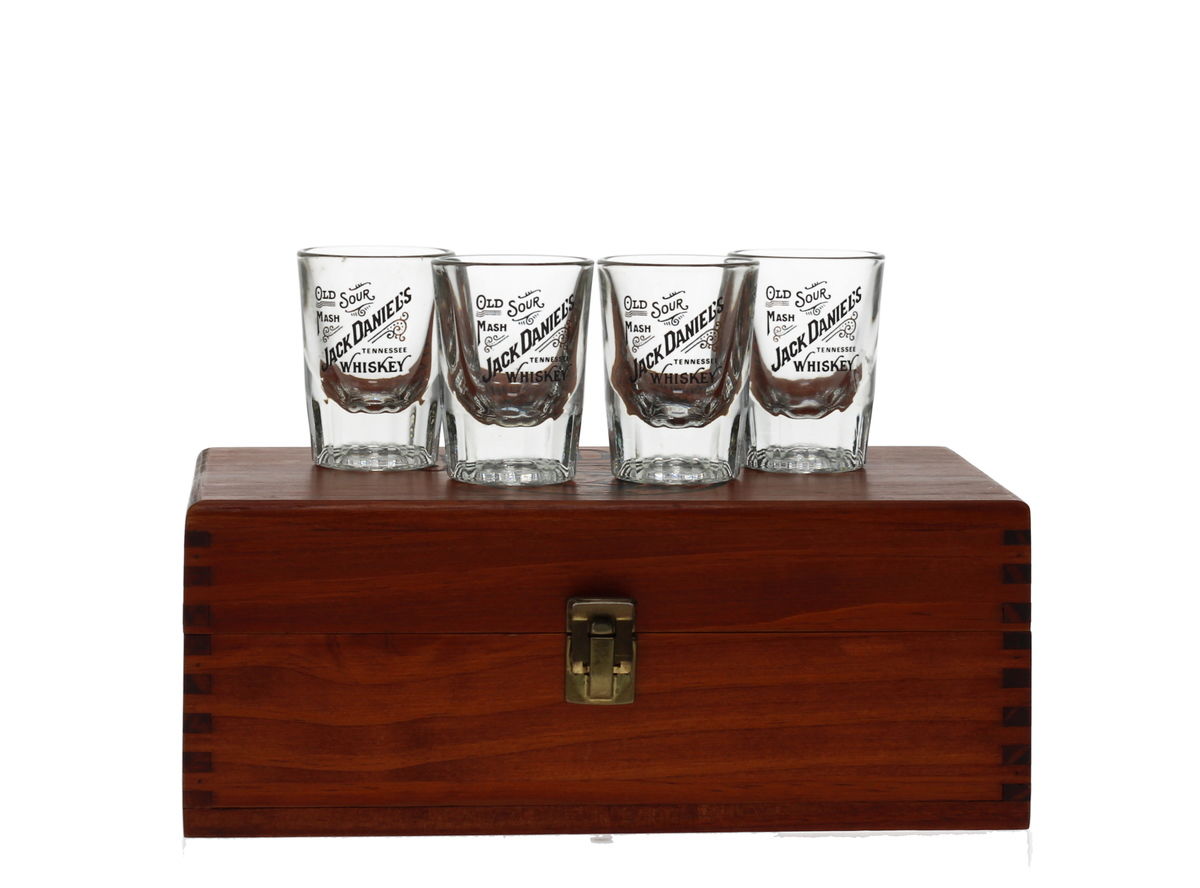 JACK DANIELS WOODEN PRESENTATION BOX AND TUMBLERS