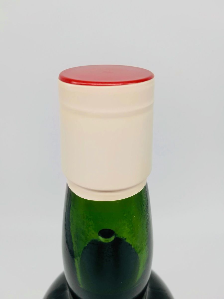 LAPHROAIG 12 YEAR OLD CADENHEAD LATE 1960’s/ EARLY 1970’s 