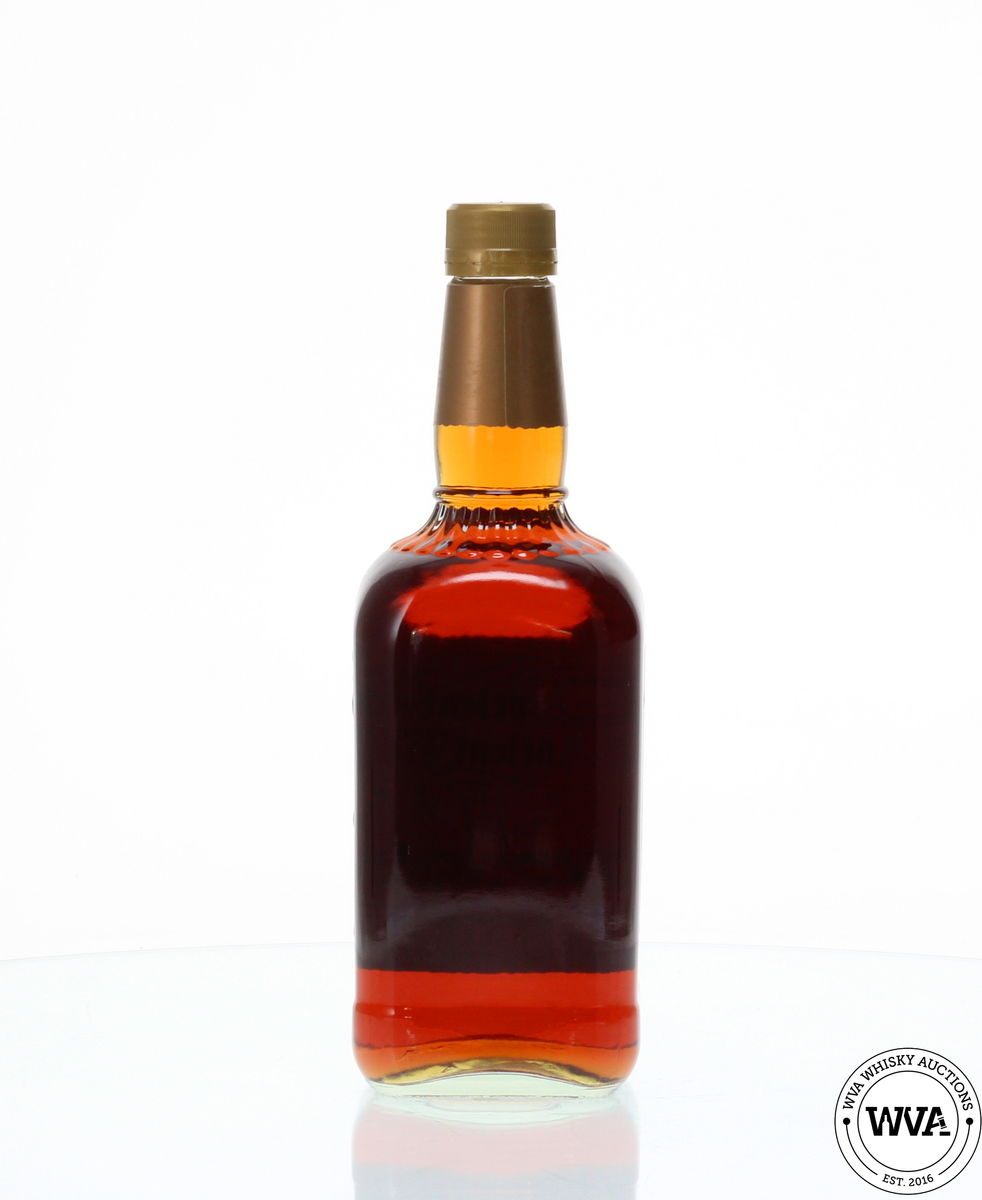 ANCIENT AGE 10 STAR KENTUCKY STRAIGHT BOURBON