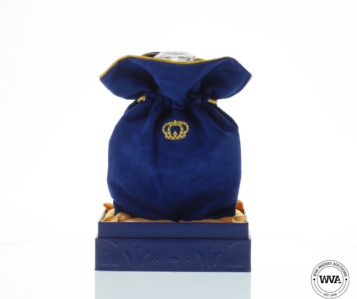 CROWN ROYAL XR