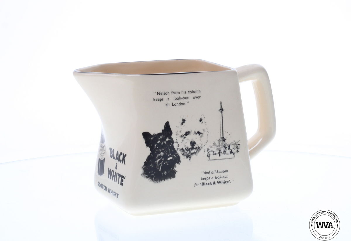 BLACK & WHITE WATER JUG