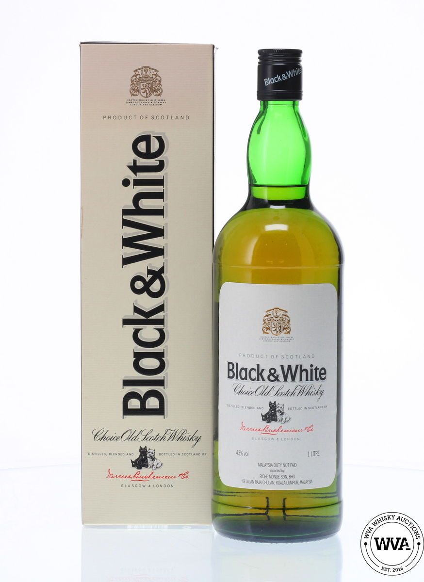 BLACK & WHITE WHISKY 1 LITRE (MALYASIA)