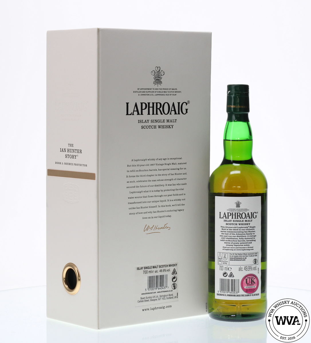 LAPHROAIG 33 YEAR OLD - THE IAN HUNTER STORY BOOK 3 SOURCE PROTECTOR