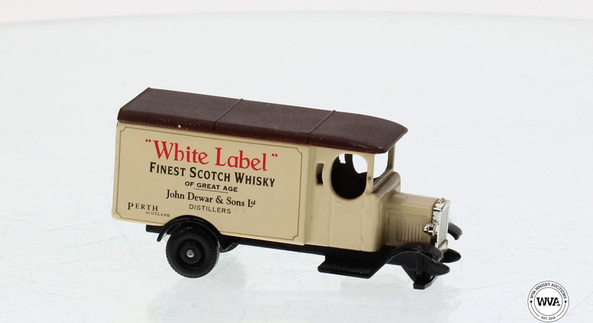 DEWAR'S WHITE LABEL WHISKY TRUCK 