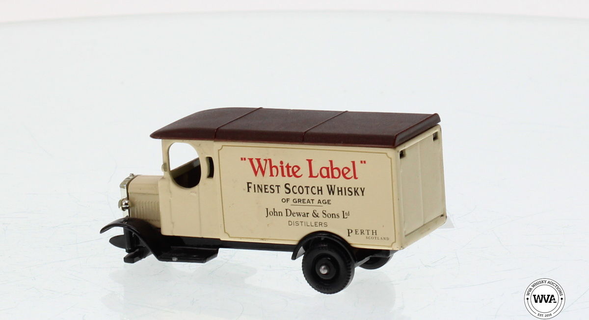 DEWAR'S WHITE LABEL WHISKY TRUCK 