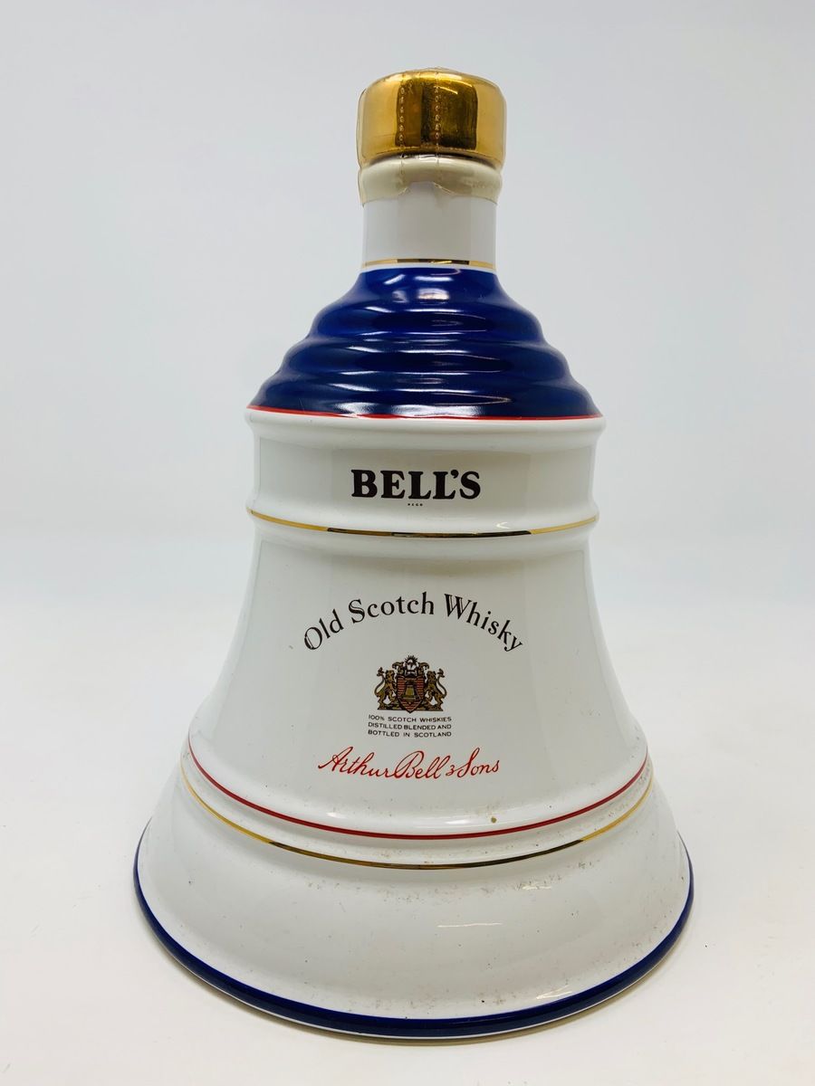 BELLS DECANTER "CELEBRATING THE BIRTH OF PRINCESS EUGENIE"