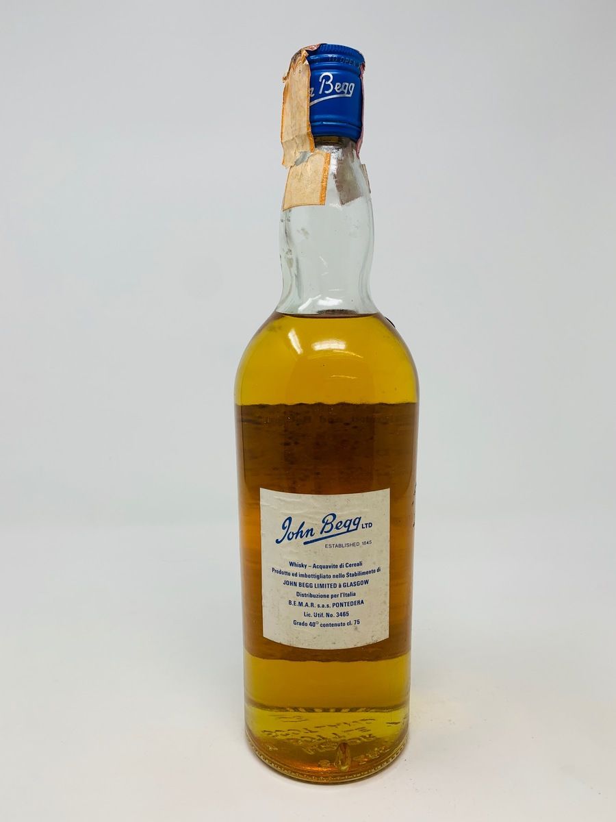 JOHN BEGG BLUE CAP OLD SCOTCH WHISKY IMPORT