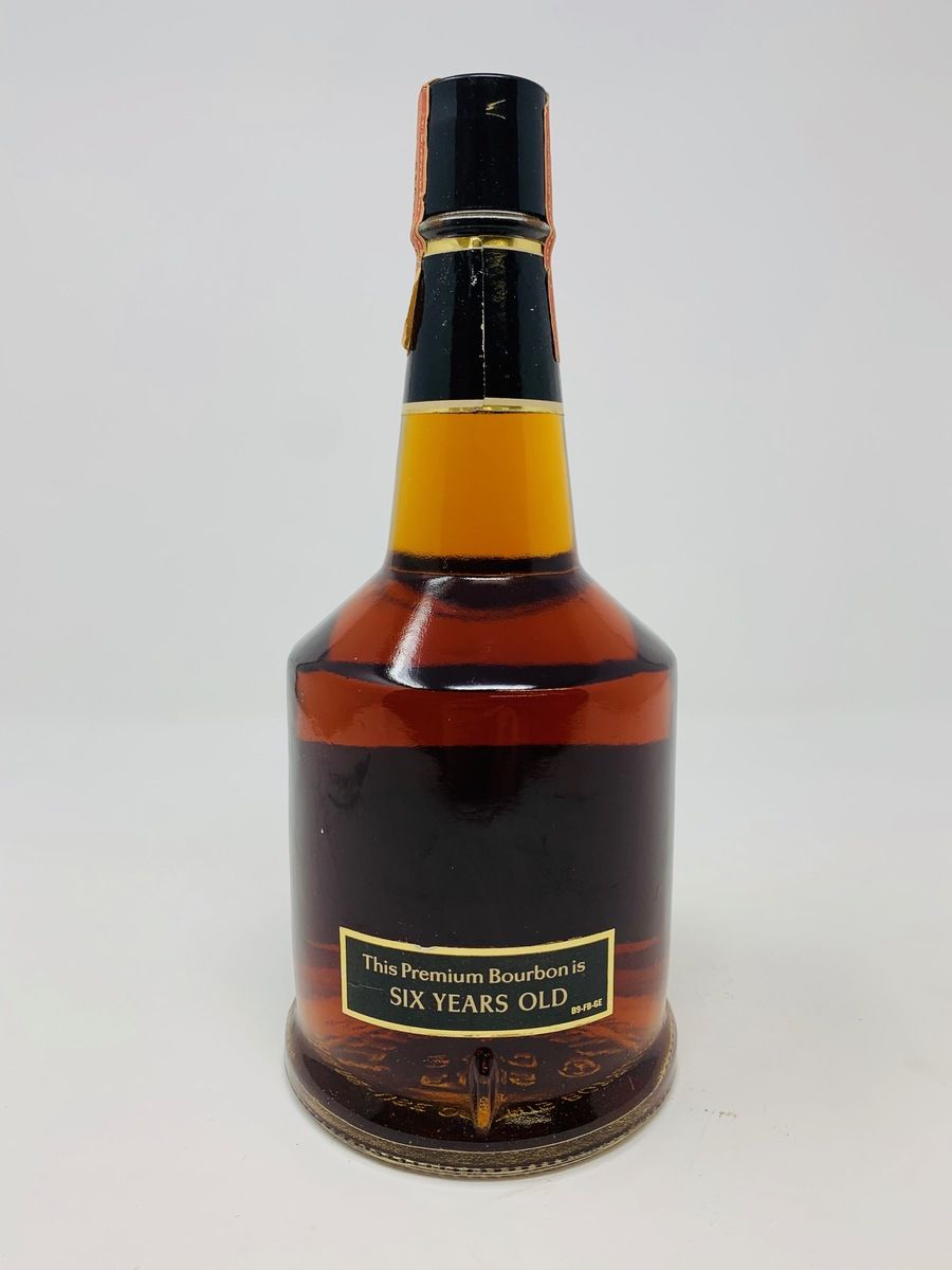 SEAGRAMS 6 YEAR OLD BENCHMARK PREMIUM BOURBON WHISKEY