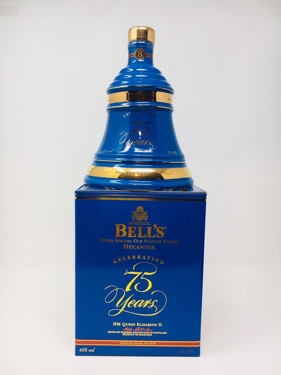 LOT 2392 - BELLS 75th ANNIVERSARY OF QUEEN ELIZABETH II DECANTER (NO RESERVE)