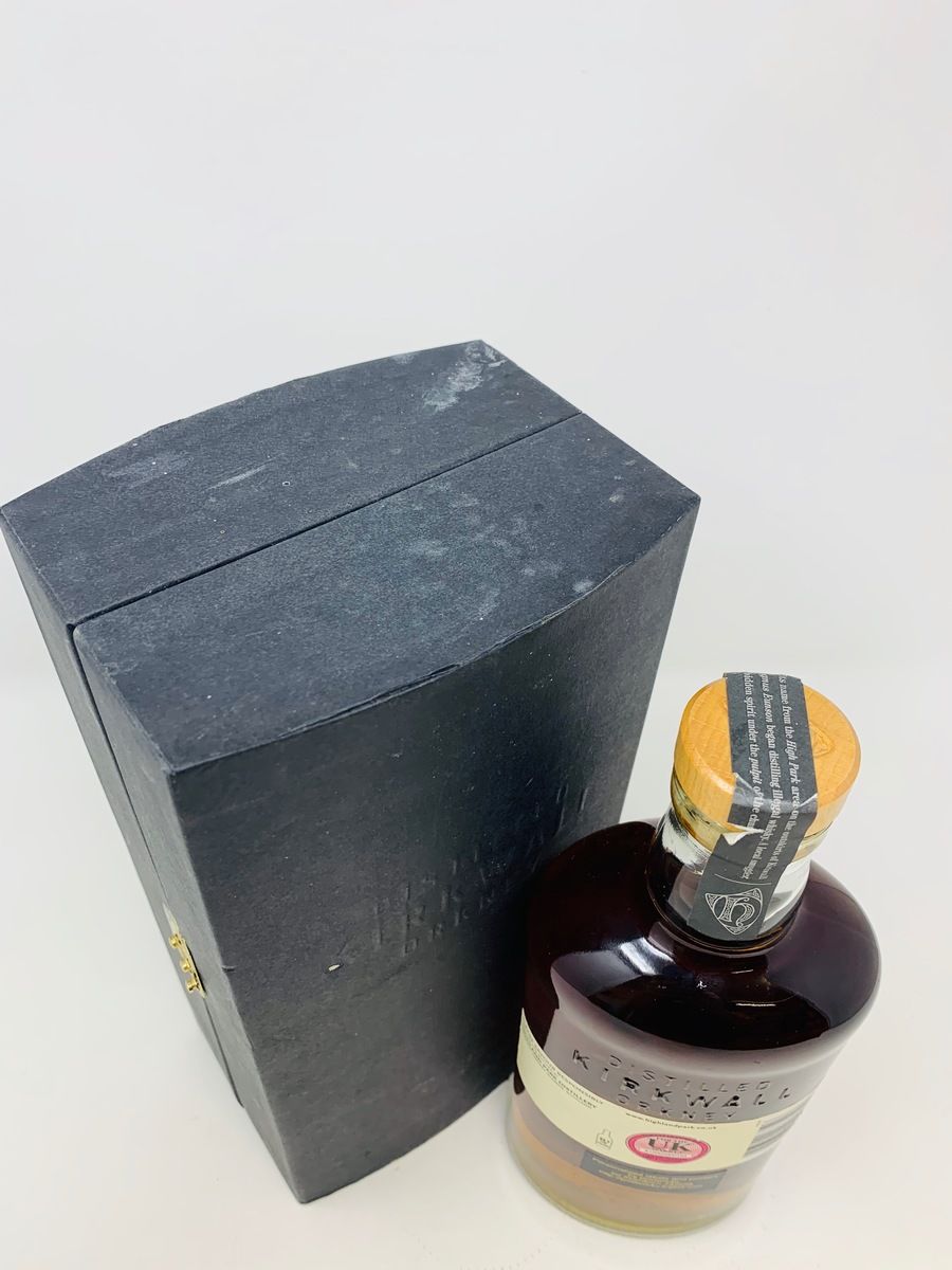 HIGHLAND PARK 25 YEAR OLD "SANDY LYON" LIMITED EDITION