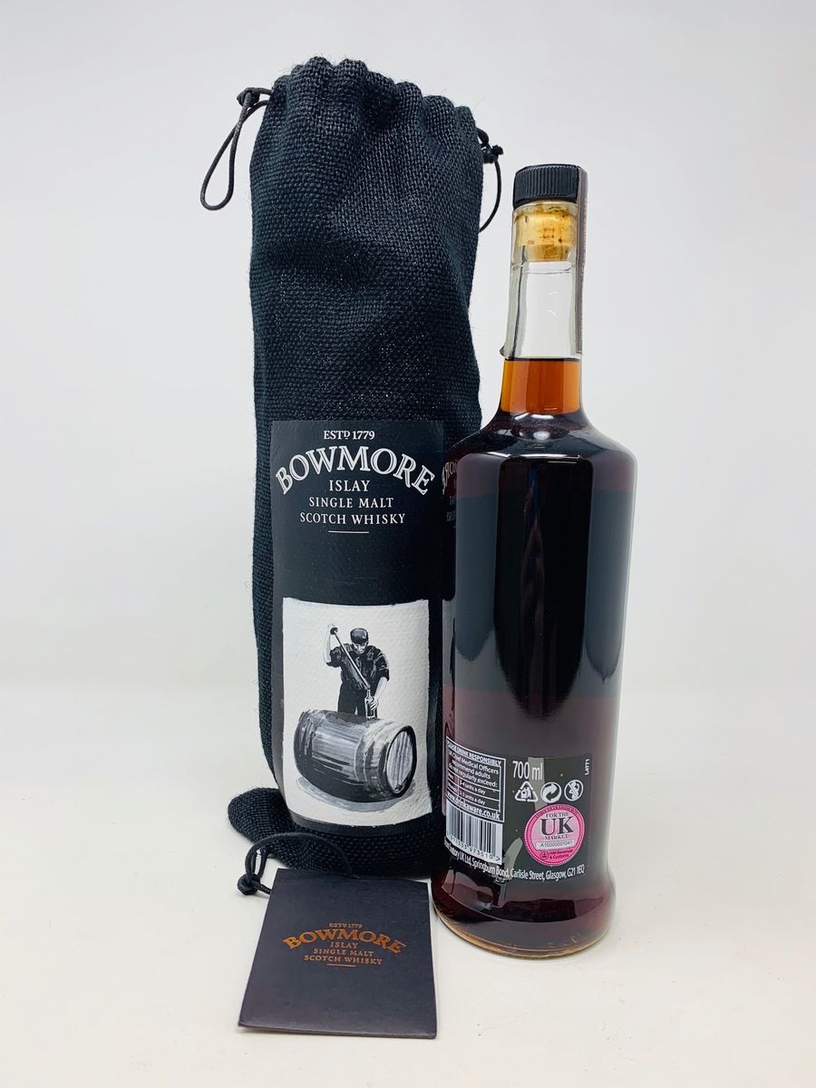 BOWMORE HAND FILLED 2000 18 YEAR OLD LIMITED EDITION.
