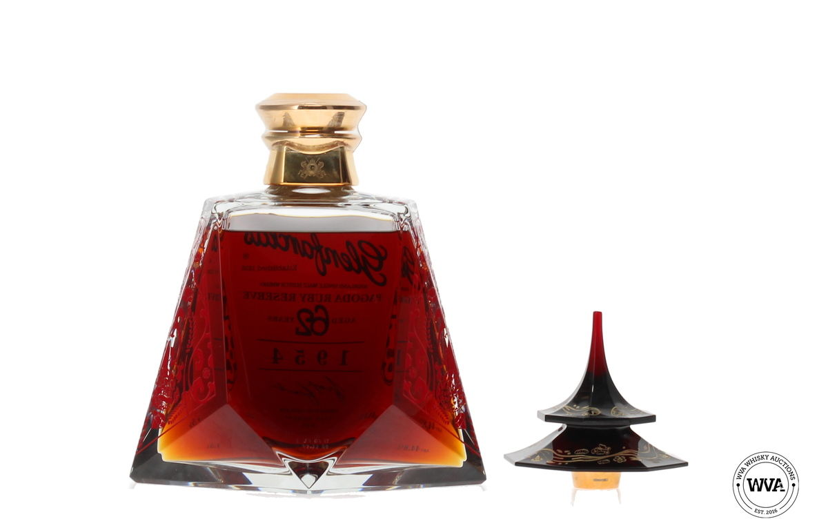 GLENFARCLAS 62 YEAR OLD 1954 #445 1.5ltr MAGNUM - PAGODA RUBY RESERVE (GOLD EDITION)