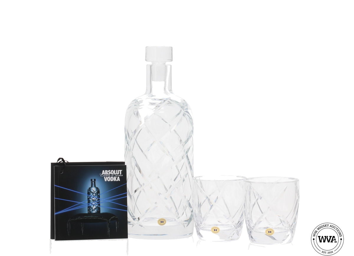 ABSOLUT VODKA - REIJMYRE GLASSWORKS GENUINE SWEDISH CRYSTAL DECANTER & GLASSES