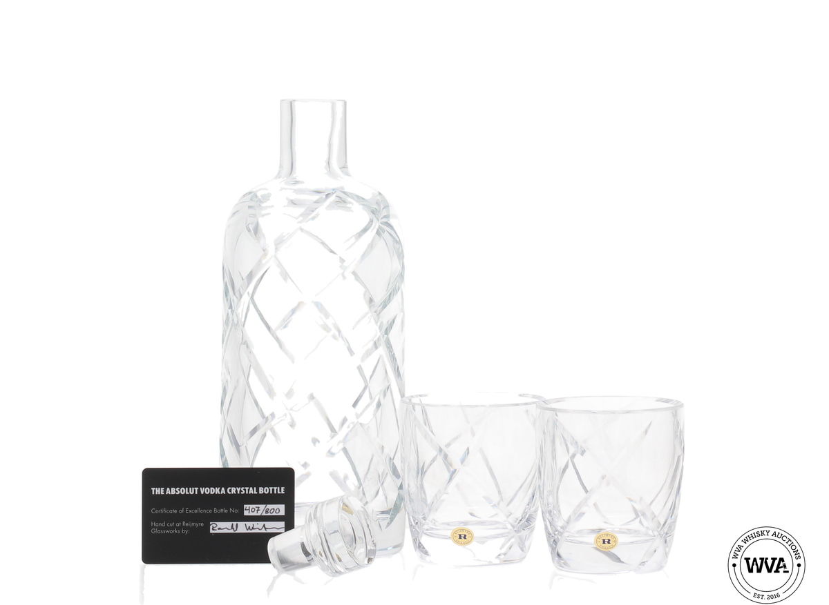 ABSOLUT VODKA - REIJMYRE GLASSWORKS GENUINE SWEDISH CRYSTAL DECANTER & GLASSES