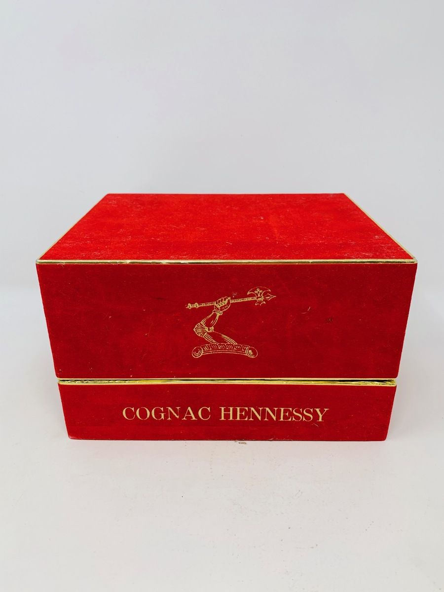 HENNESSY NAPOLEON COGNAC DECANTER 