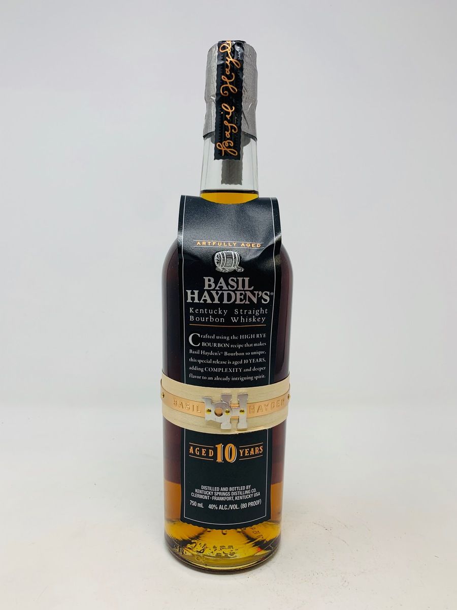 BASIL HAYDENS 10 YEAR OLD KENTUCKY STRAIGHT BOURBON WHISKEY