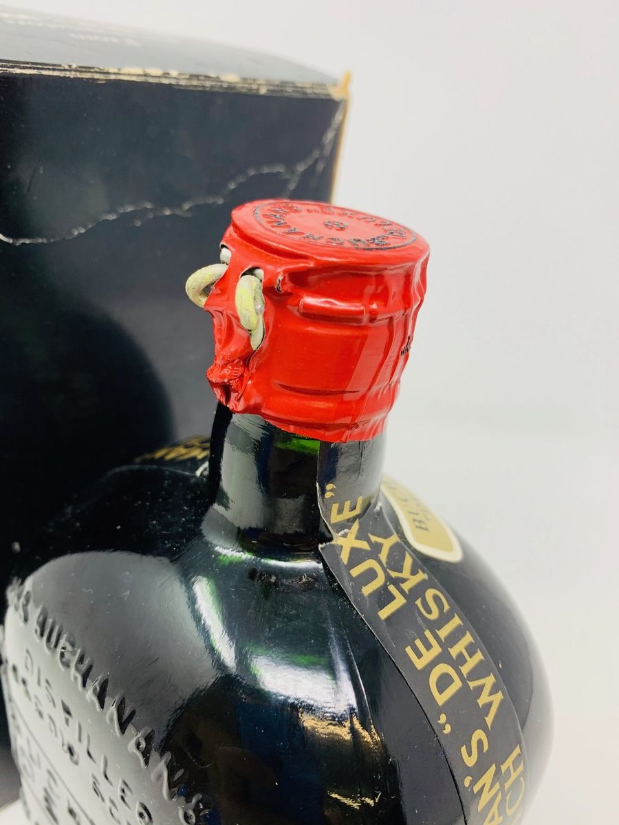BUCHANAN'S DE LUX 1950'S SPRING CAP BLENDED SCOTCH WHISKY