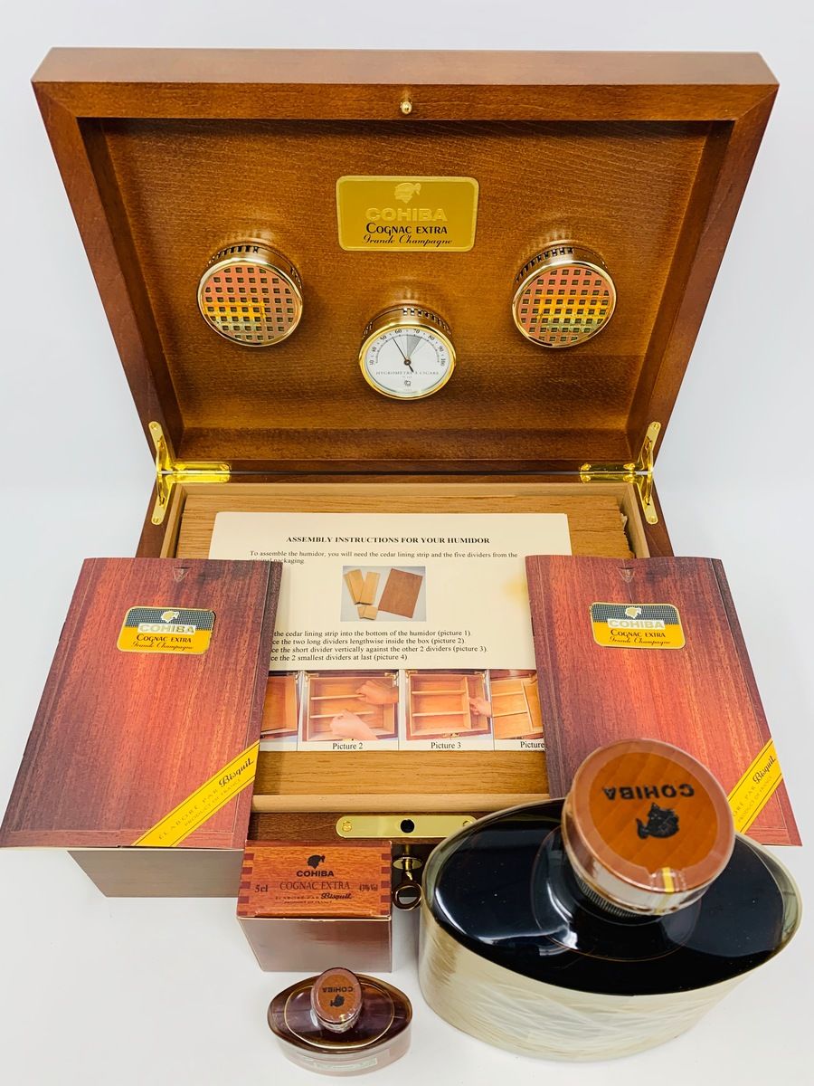 BISQUIT COHIBA - HUMIDOR AND MINIATURE